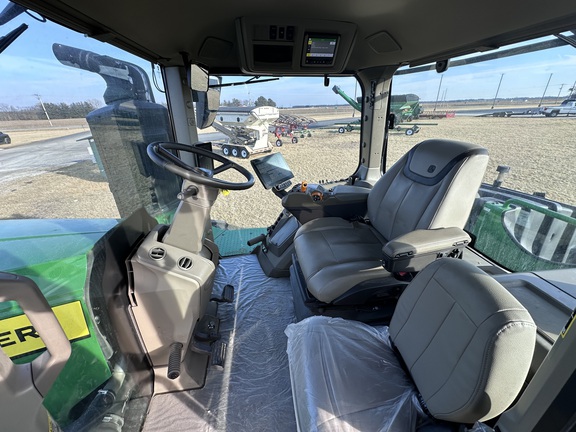 2024 John Deere 9R 540 Tractor 4WD