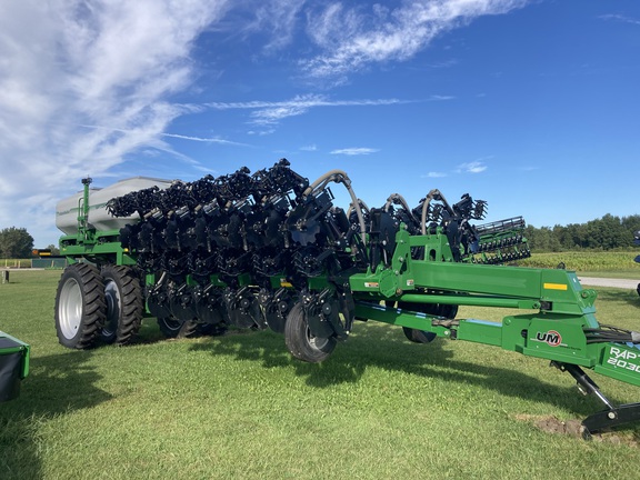 2023 Unverferth Raptor DT Strip Till