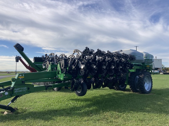 2023 Unverferth Raptor DT Strip Till