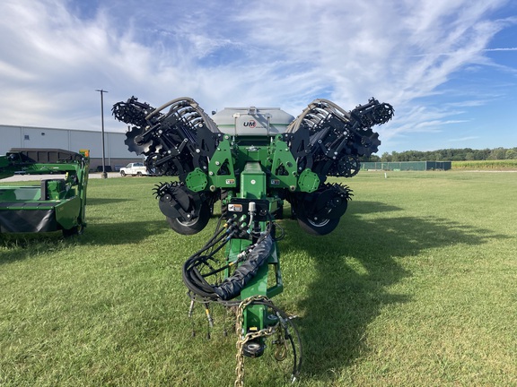 2023 Unverferth Raptor DT Strip Till