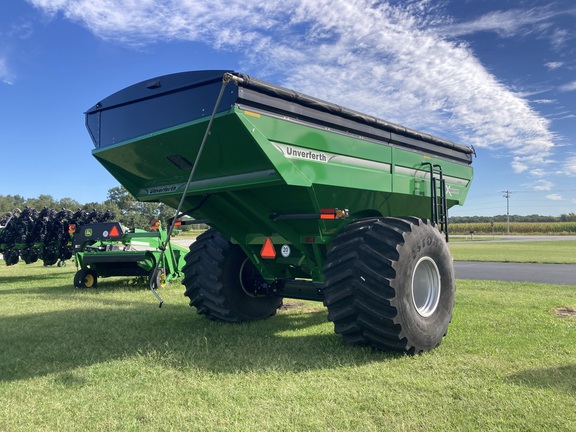 2023 Unverferth 1119 Grain Cart