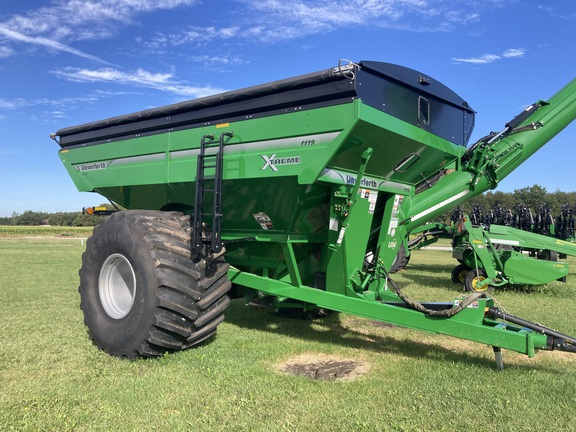 2023 Unverferth 1119 Grain Cart