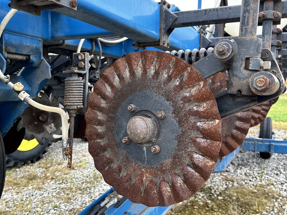 2000 Kinze 3600 Planter