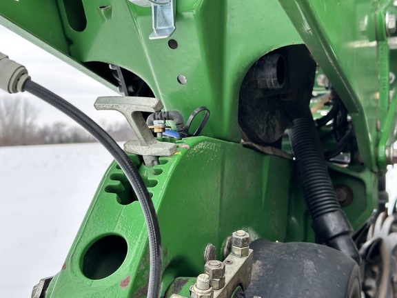 2012 John Deere 1760 Planter