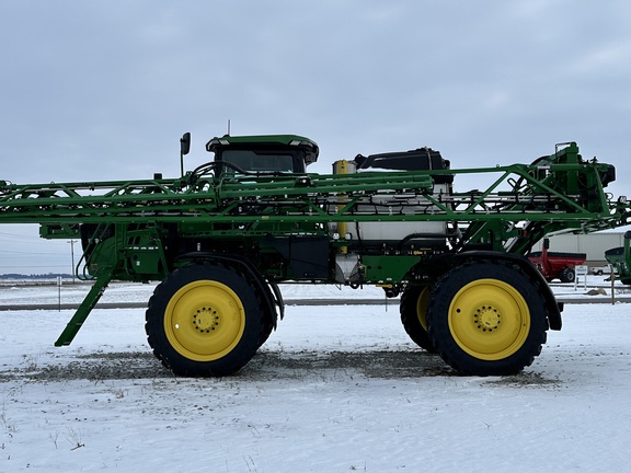 2024 John Deere 412R Sprayer/High Clearance