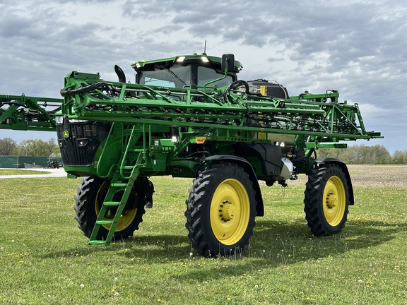 2024 John Deere 412R Sprayer/High Clearance