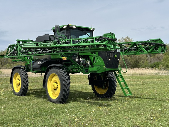 2024 John Deere 412R Sprayer/High Clearance