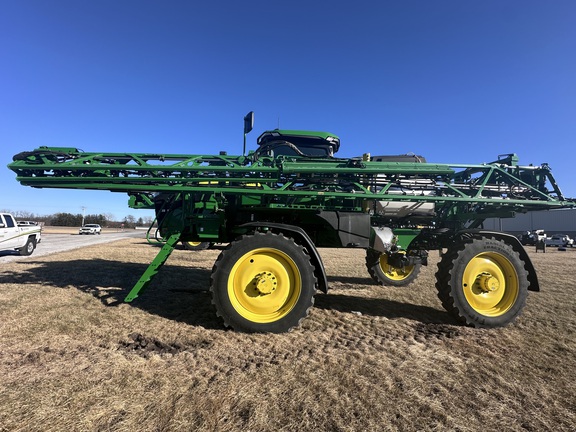 2024 John Deere 412R Sprayer/High Clearance