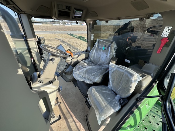 2024 John Deere 412R Sprayer/High Clearance