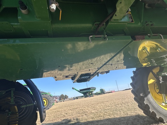 2024 John Deere 412R Sprayer/High Clearance