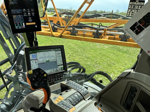 2022 Hagie STS16 Sprayer/High Clearance