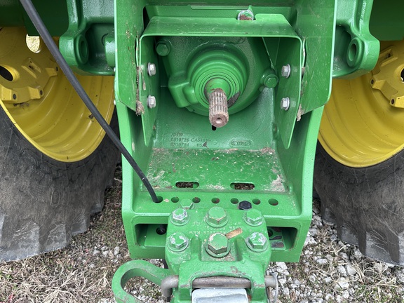 2017 John Deere 9470R Tractor 4WD