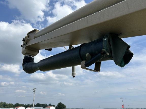 2007 Unverferth 2750 Tender