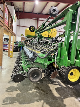 2024 John Deere DB60 Planter