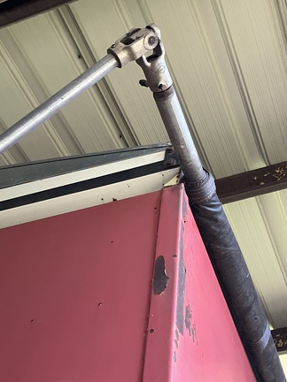 1993 J&M 675-14 Grain Cart