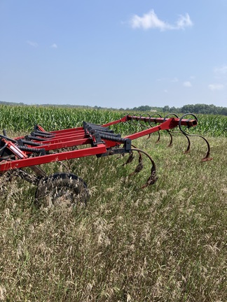1980 Case CSC 13 Chisel Plow