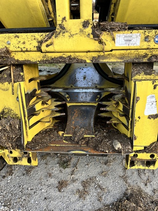 2022 John Deere 772 Header Forage