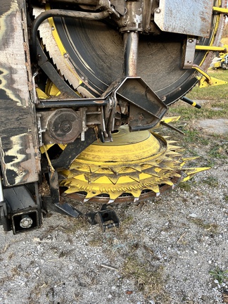 2022 John Deere 772 Header Forage