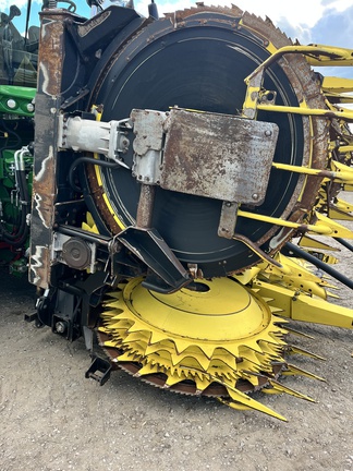 2022 John Deere 772 Header Forage