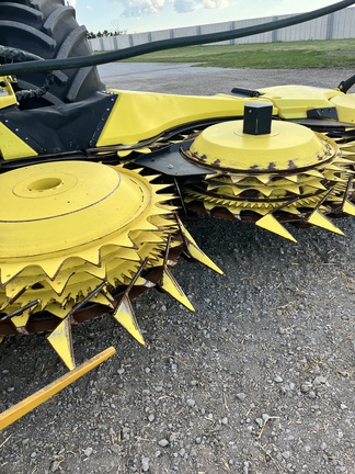 2022 John Deere 772 Header Forage