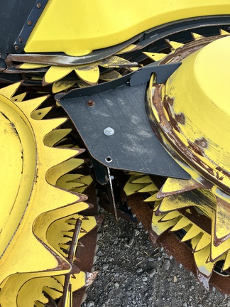 2022 John Deere 772 Header Forage