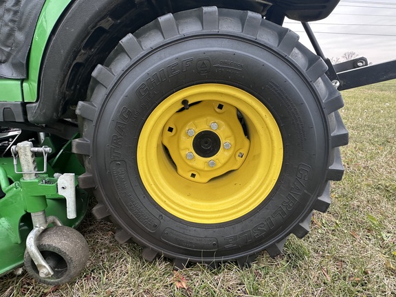 2018 John Deere 1025R Tractor Compact