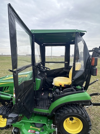 2018 John Deere 1025R Tractor Compact