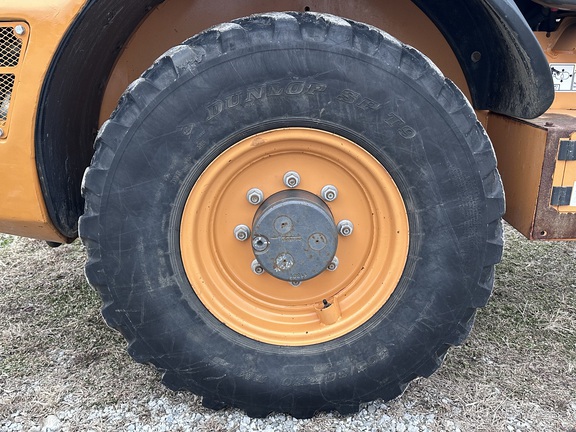 2015 Case 321F Compact Utility Loader