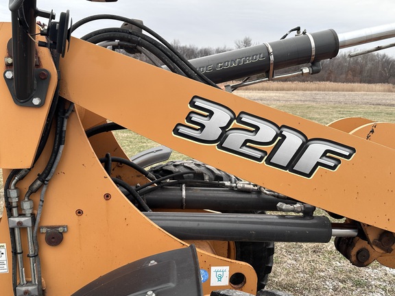 2015 Case 321F Compact Utility Loader