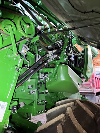 2023 John Deere X9 1000 Combine