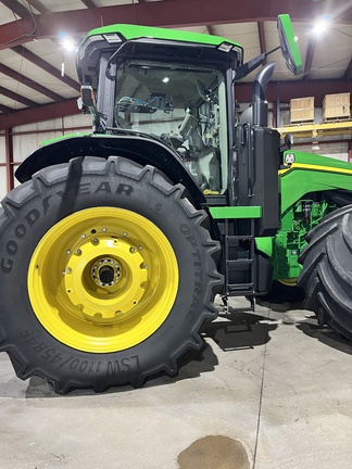 2023 John Deere 8R 410 Tractor