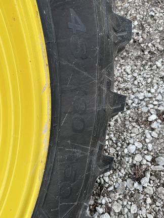 2022 John Deere 7R 230 Tractor