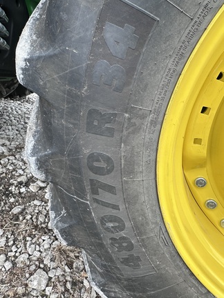 2022 John Deere 7R 230 Tractor