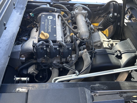 2024 John Deere XUV 835M ATV