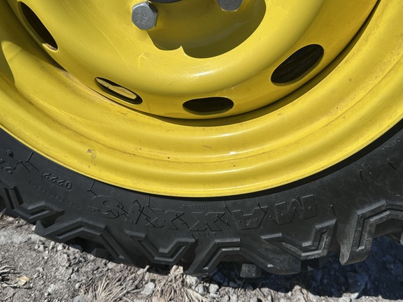 2024 John Deere XUV 835M ATV