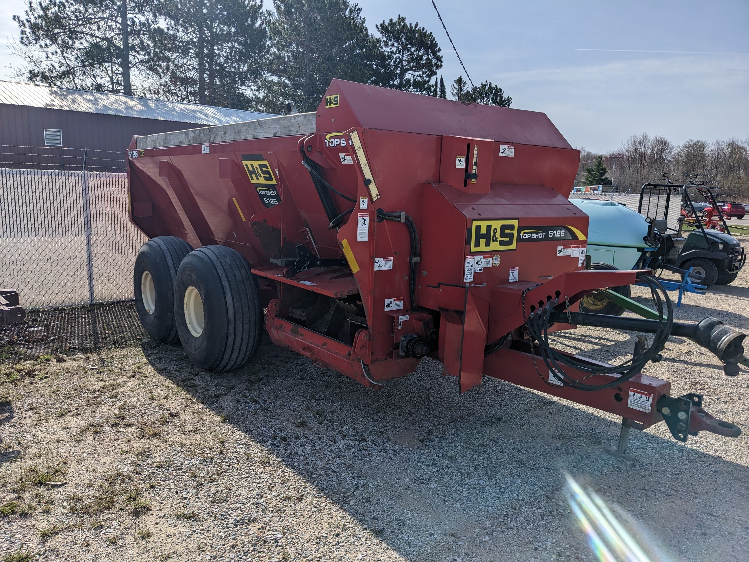 H&S TS 5126 Manure Spreader