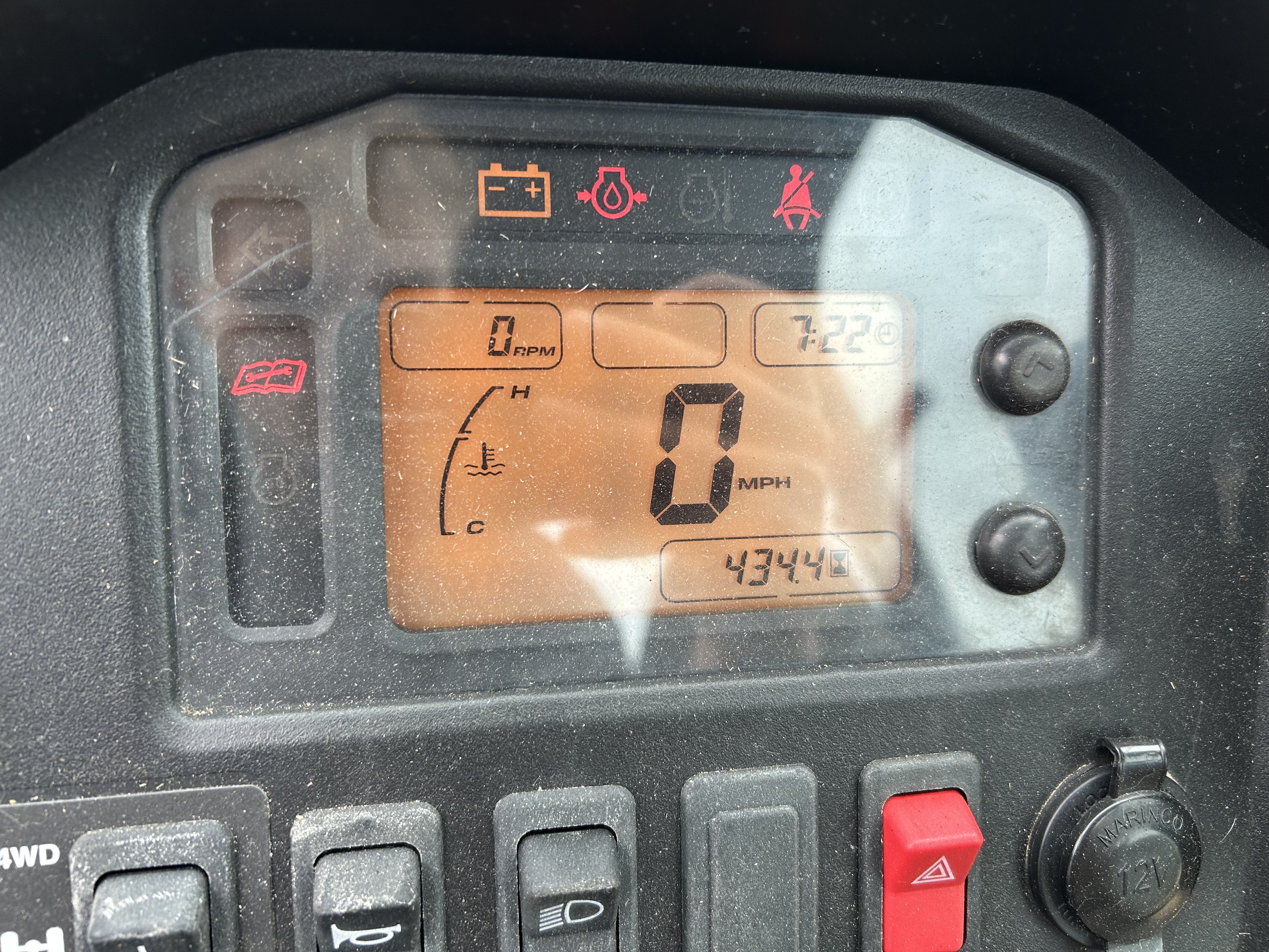 2012 John Deere Gator 825 i Side by Side