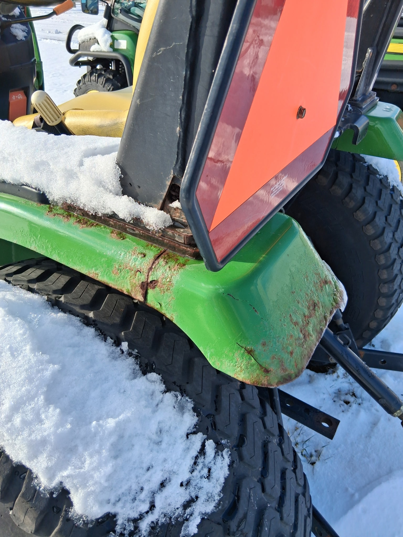 John Deere 2520 Tractor