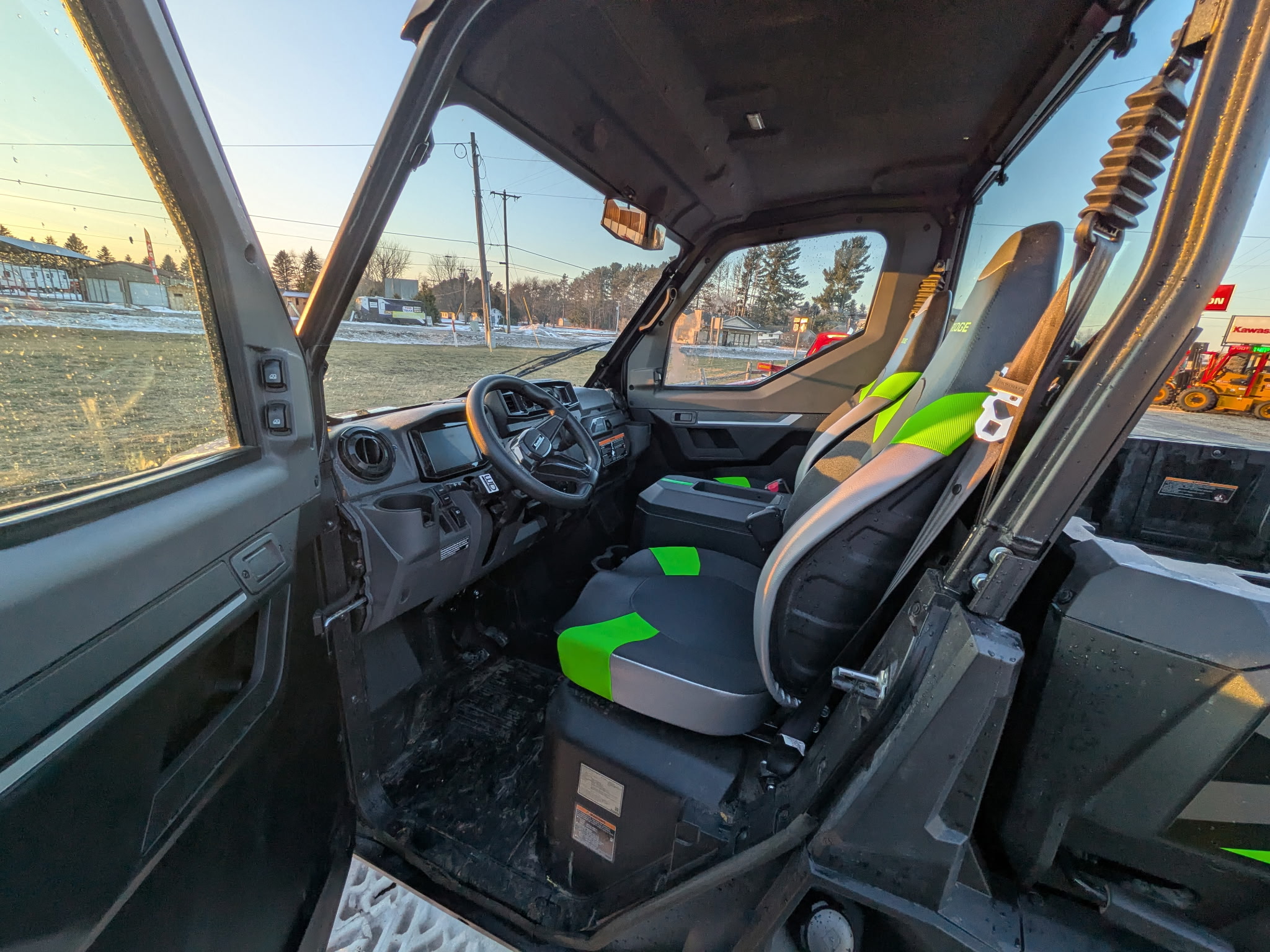 2024 Kawasaki RIDGE XR HVAC Utility Vehicle