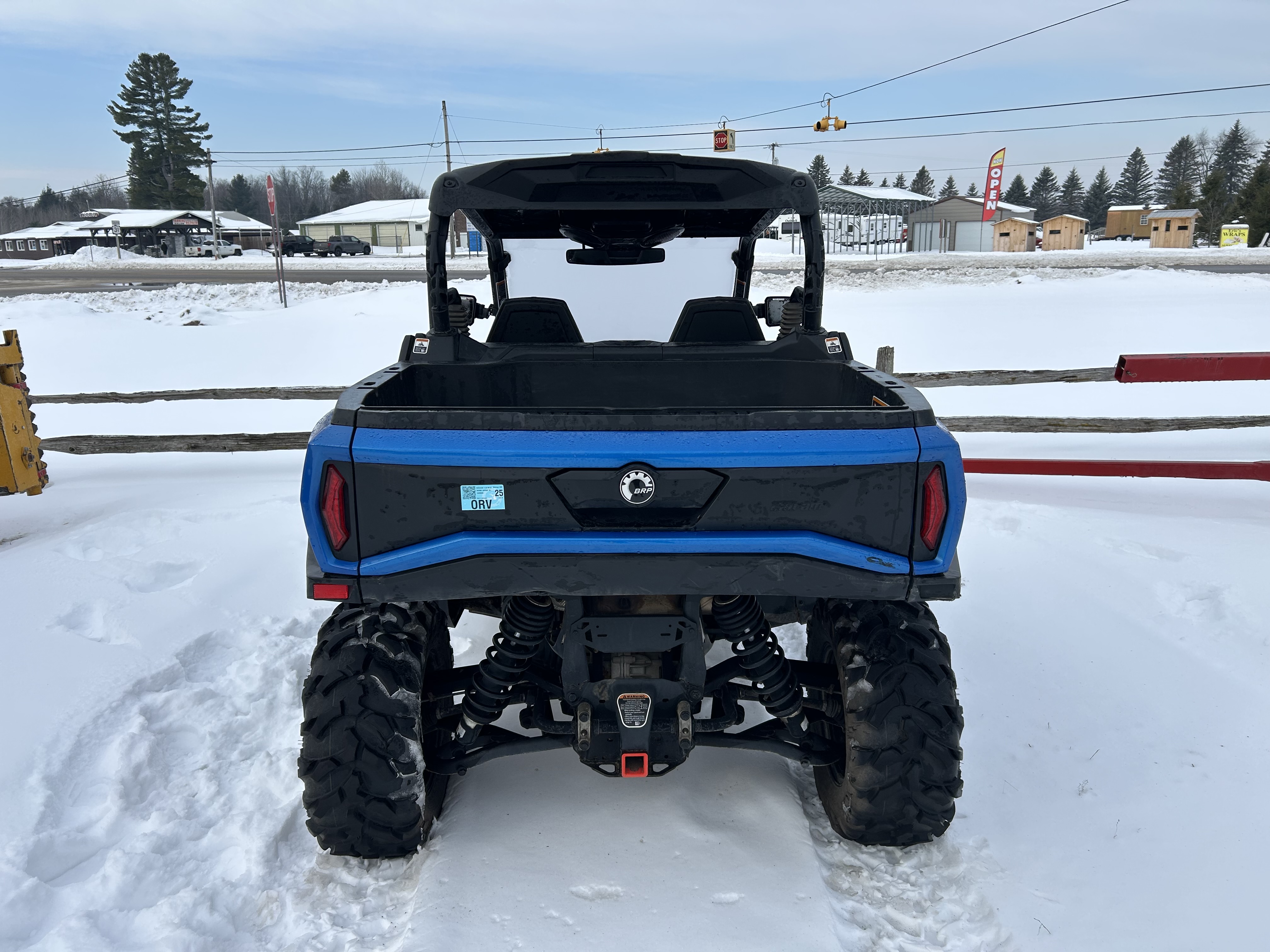 2021 Can-Am Commander Side by Side