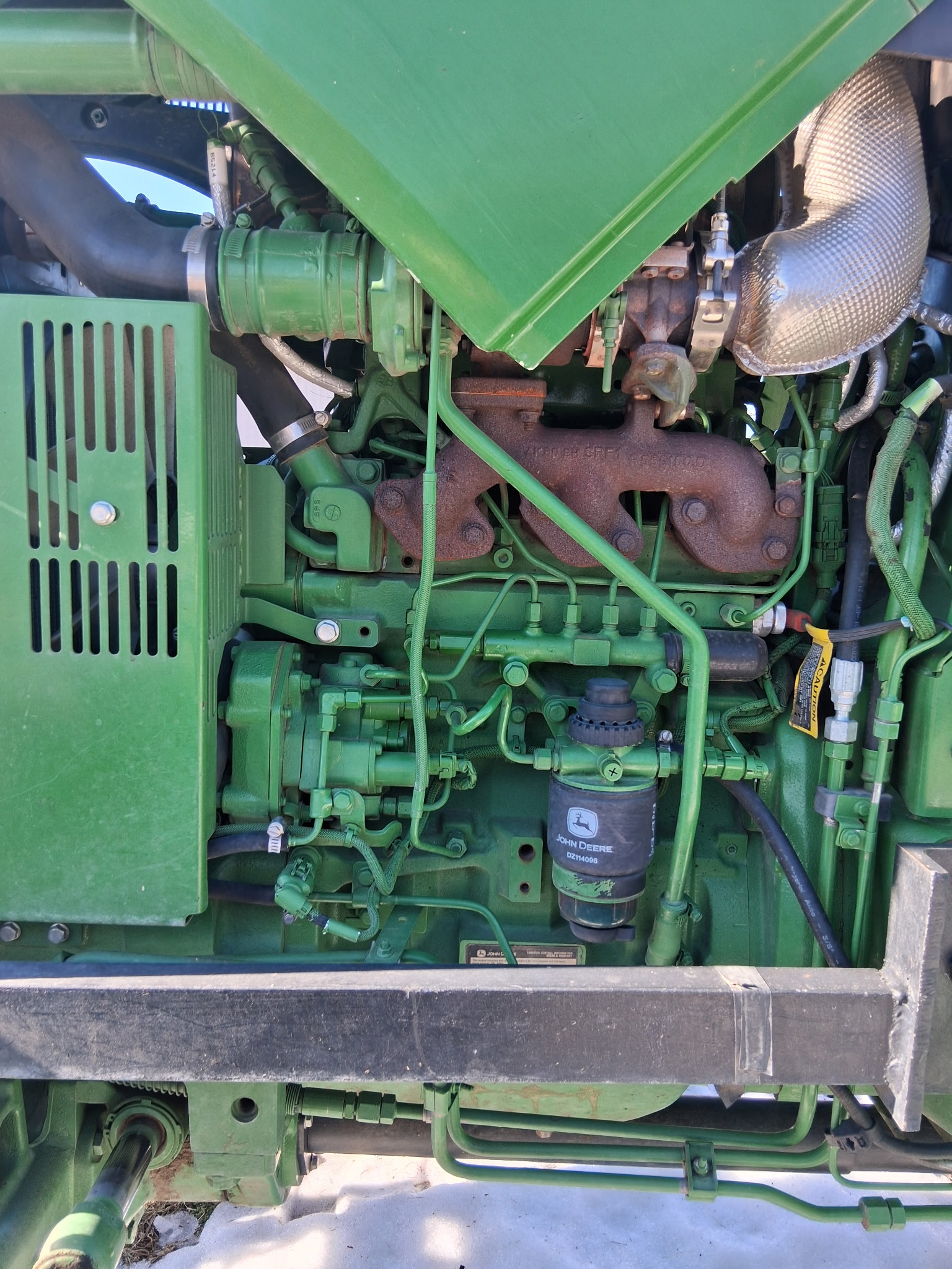 John Deere 5065E Tractor