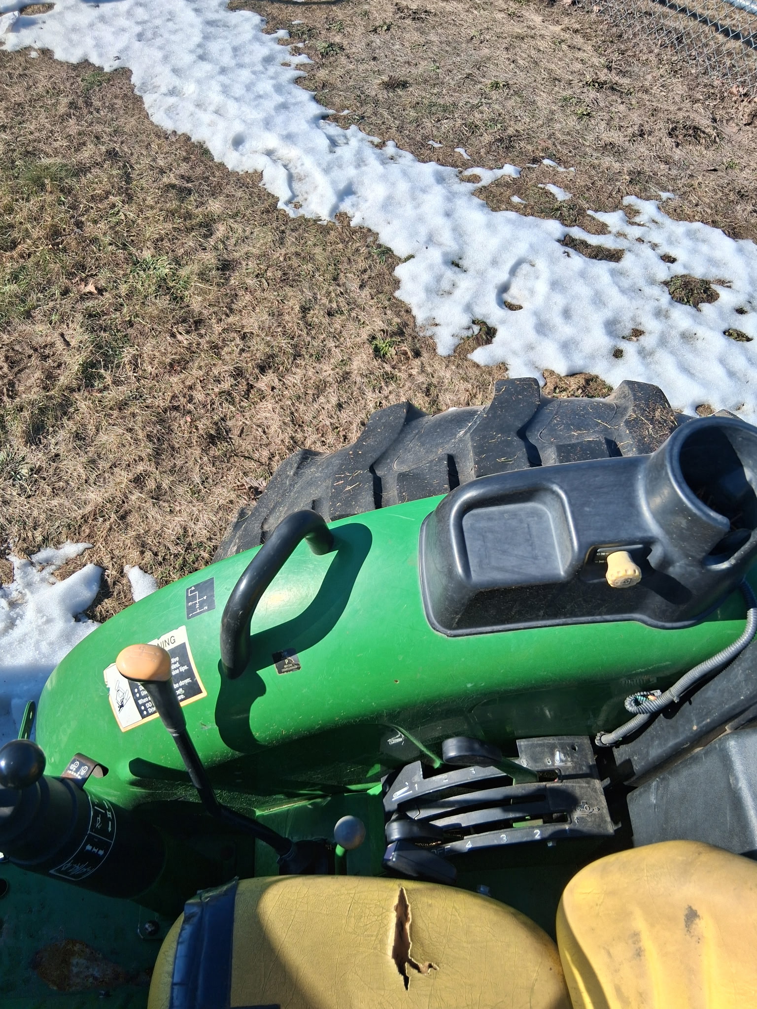 John Deere 5065E Tractor