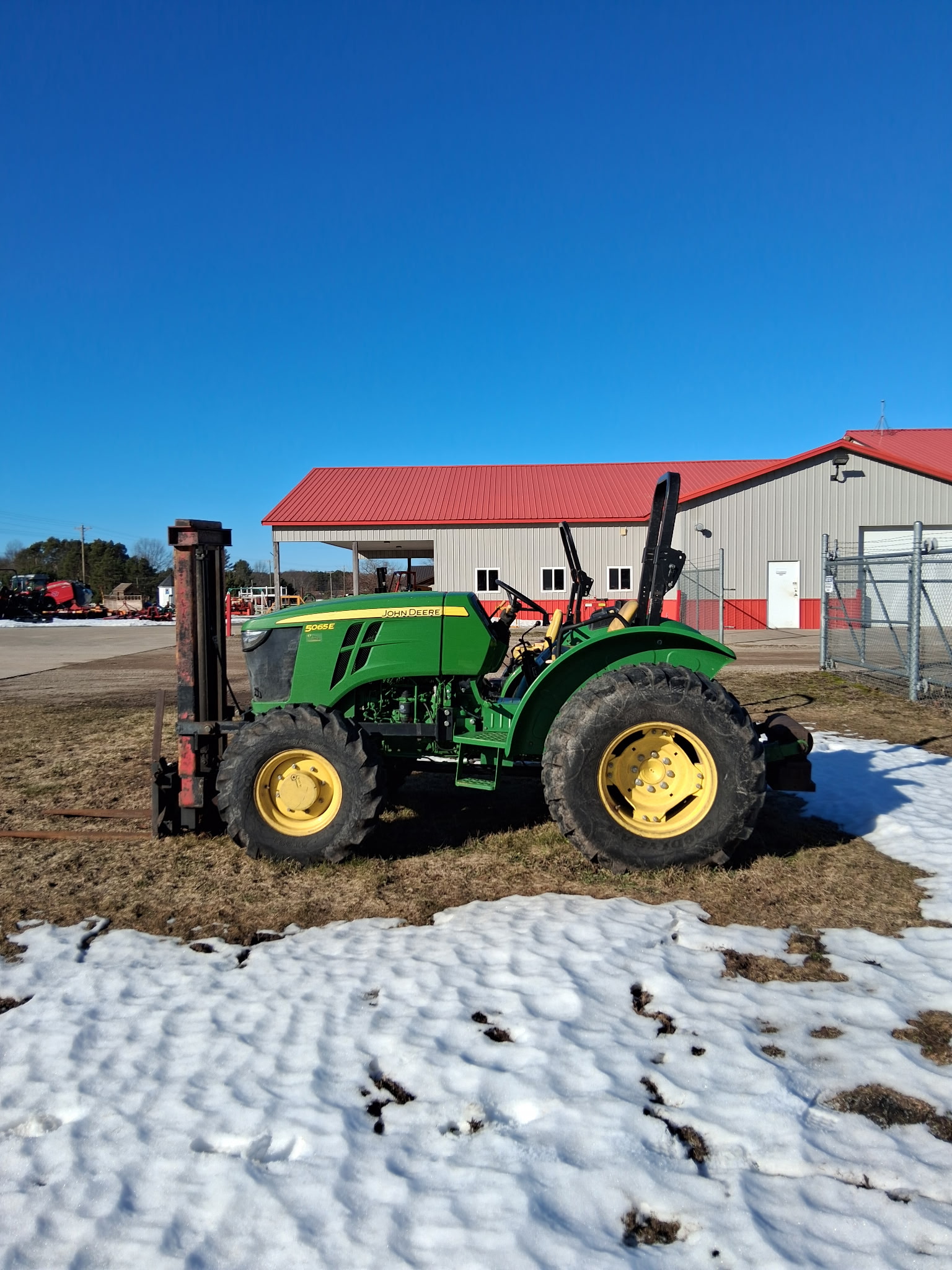 John Deere 5065E Tractor