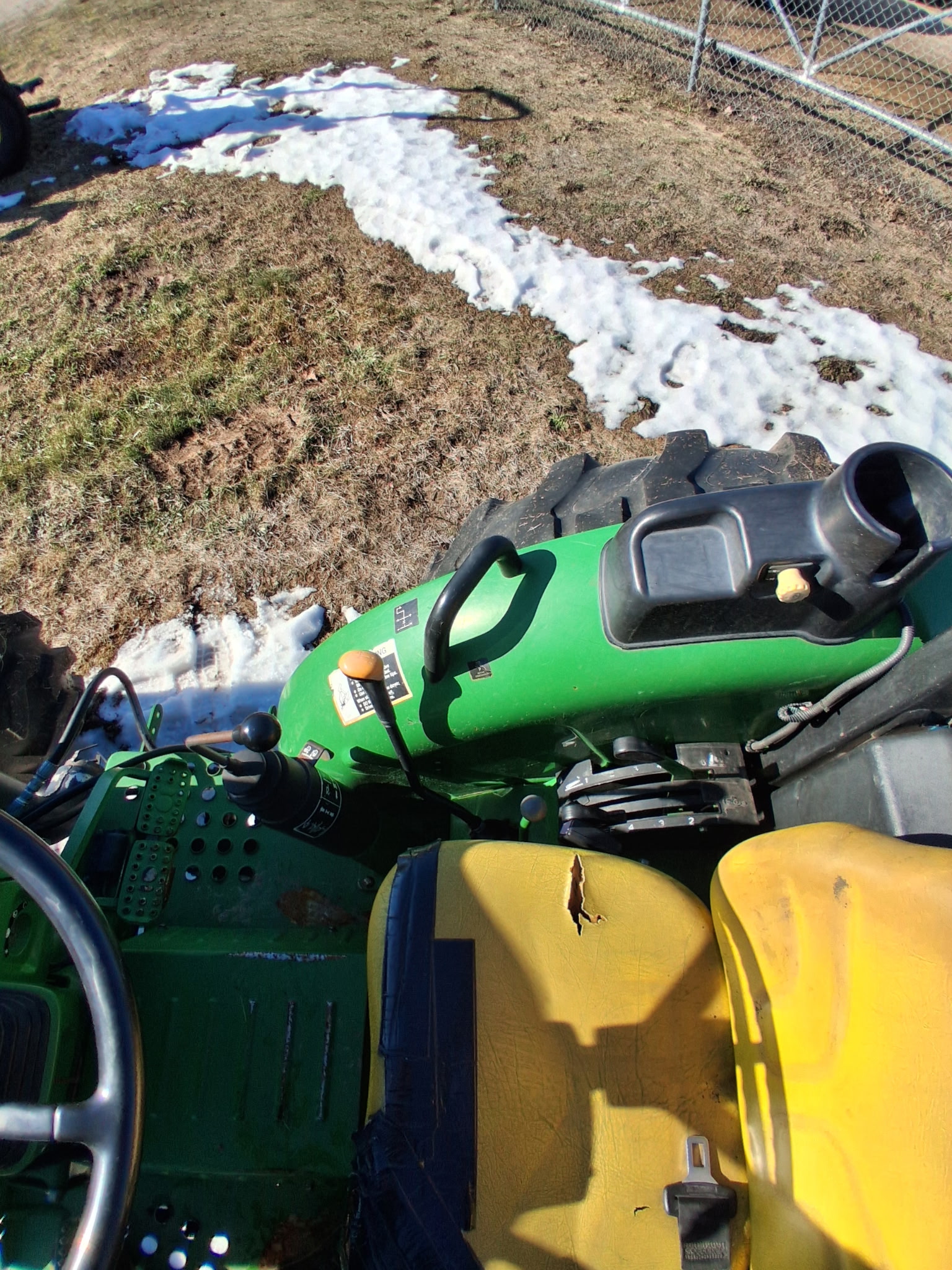 John Deere 5065E Tractor