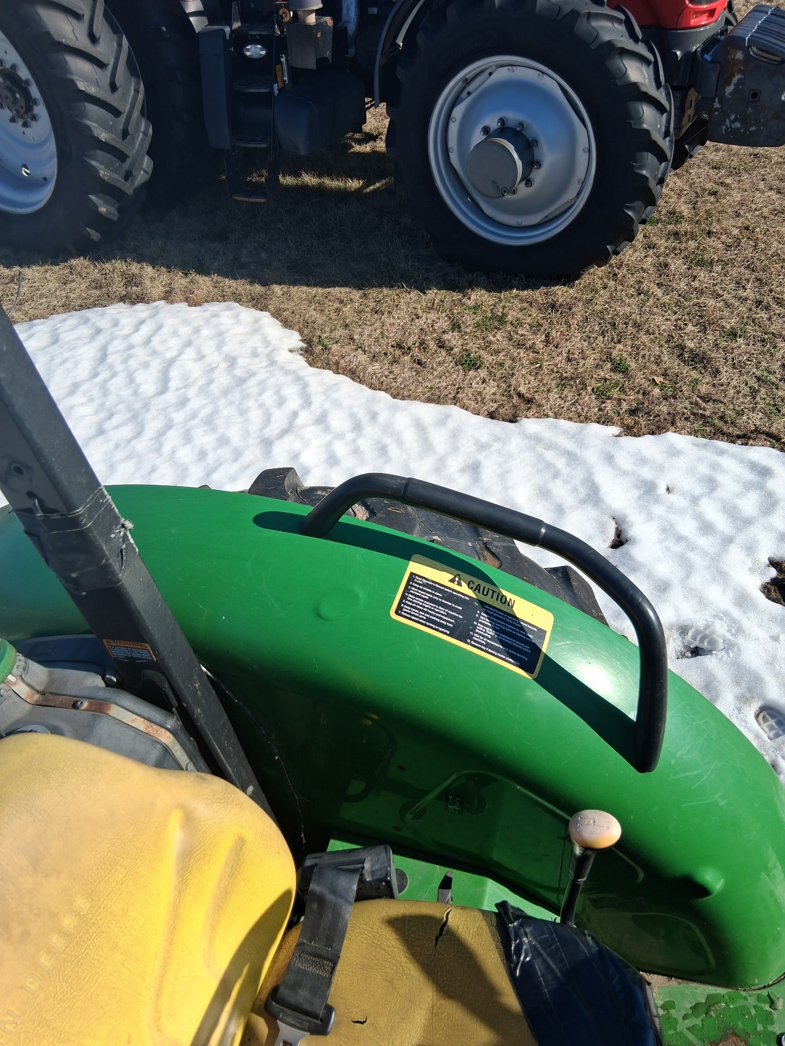 John Deere 5065E Tractor