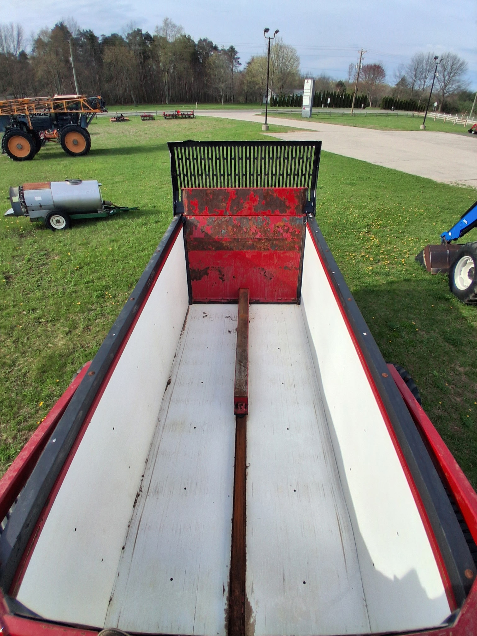 H&S HPV4255 Manure Spreader