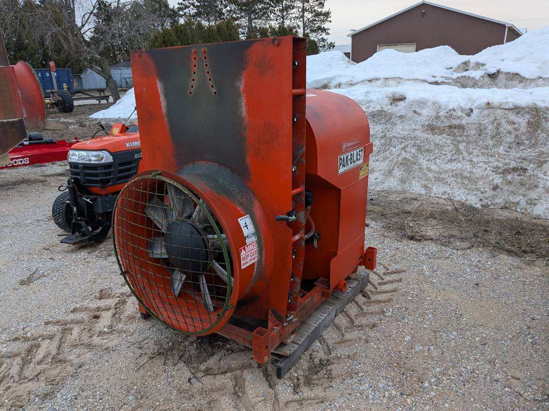 Rears PAK-BLAST Sprayer