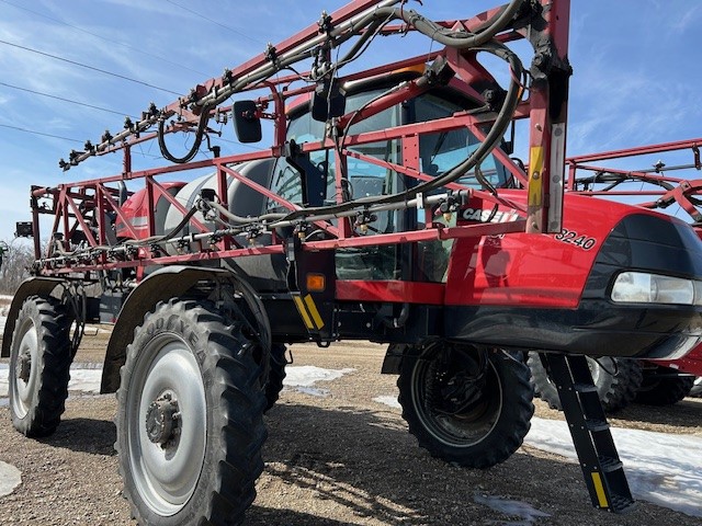 2015 Case IH Patriot 3240 Sprayer/High Clearance