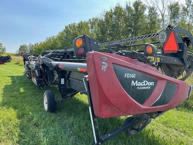 2019 MacDon FD140 DKD Header Draper Flex