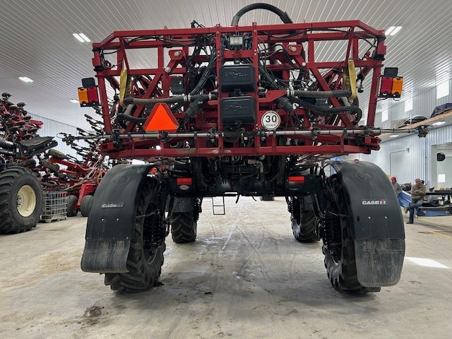 2013 Case IH Patriot 4430 Sprayer/High Clearance